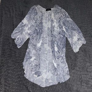 AKIRA Blue & White Paisley Duster/Shawl M